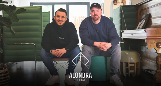 Odaline gründet erste Unit - (v.l.) Alondra Social Managing Partner Steven Urry und Odaline Co-Founder Jan König – Foto: Odaline