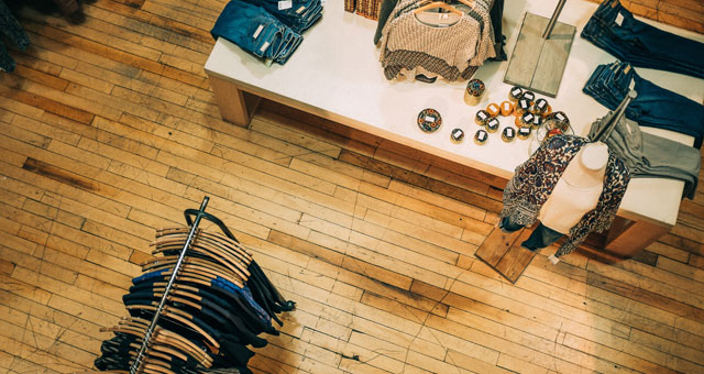 Asos kooperiert mit globaler Media-Agentur - Asos hat mit der Medienagentur VaynerMedia einen neuen Partner an seiner Seite – Foto: Unsplash / Ashim D’Silva