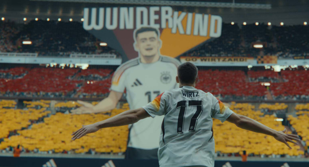 Adidas steigt mit einer Fußball-Kampagne in den Sport-Sommer 2024 ein - Adidas wirbt mit Fußball-Stars, um auf die psychische Belastung von Leistungssportlern aufmerksam zu machen - Screenshot aus Mainspot: Adidas