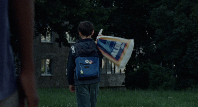 Aldi Süd erweitert #Aldistory um Podcast - Die neue #Aldistory rückt Erinnerungen der "Aldi Kinder" aus den 1990er-Jahren in den Mittelpunkt – Foto: Aldi Süd