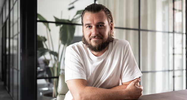 Fyff vermeldet neunfaches Neugeschäft - Fyff-Gründer und Geschäftsführer Andreas Amtmann freut sich über das Neugeschäft – Foto: Fyff AG