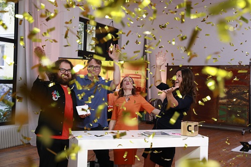 Best of Content Marketing 2021: zwei Grand Prix und 57 Mal Gold - Für die Sieger beim Best of Content Marketing Award regnete es in diesem Jahr erneut Corona-bedingt digitales Konfetti - Foto: CMF
