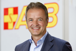 fischerAppelt gestaltet Kommunikation für ASB - ASB-Geschäftsführer Ulrich Bauch will mit kommunikativer Unterstützung von fischerAppelt mehr Organspender gewinnen (Foto: ASB)