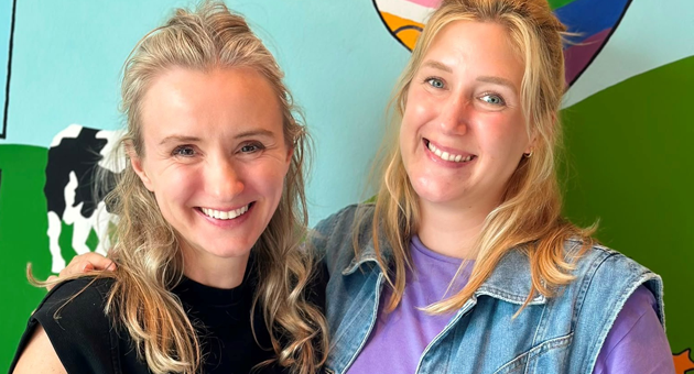 COR Berlin baut Eisgeschäft weiter aus - Susanne Lutkat (l.) und Sophia von Seelen, beide Head of Ben & Jerry’s DACH bei The Magnum Ice Cream Company – Foto: TMICC