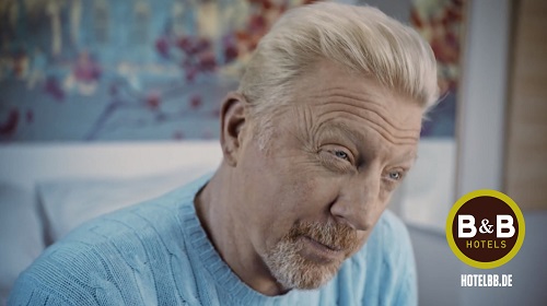 B&B Hotels wagt erstmals den Schritt ins Fernsehen mit Boris Becker als Testimonial - Im ersten TV-Flight von B&B Hotels ist Boris Becker zu sehen (Foto: B&B Hotels)