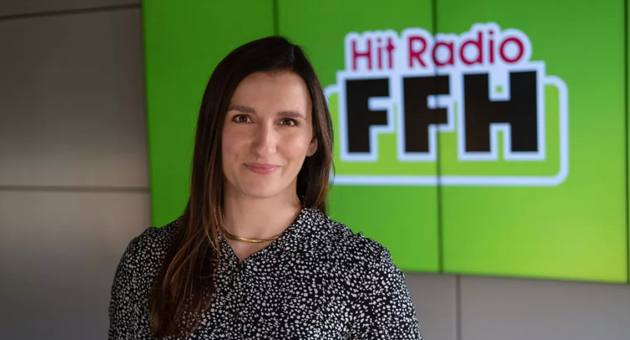 Eva Burkert steigt bei Hit Radio FFH zur Chefredakteurin Information auf - Foto: Radio FFH