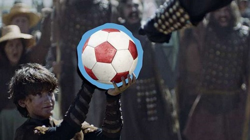 Barmenia zieht mit Butter in die EM-Schlacht - Butter überarbeitete zur Fußball-EM den bekannten Barmenia-Spot mit der Kriegsansprache (Foto: Butter)