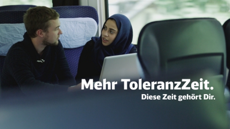 Deutsche Bahn und Ogilvy verbinden Kulturen - Die Deutsche Bahn thematisiert mit ihren Bahn-Geschichten Toleranz (Foto: Ogilvy)