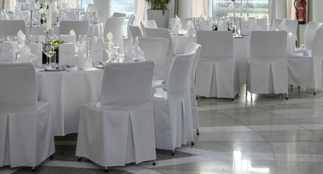 Die Preisträger des ESG TRANSPARENCY AWARD 2023 - Die Preisverleihung fand im Rahmen einer festlichen Gala statt – Foto: EUPD Research Sustainable Management, bayer, telekom, gerolsteiner, hugo boss, ibm, idealo, körber, provinzial, ard