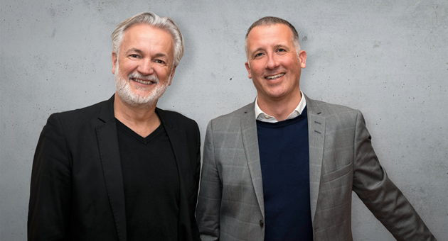 RTL und P7S1 schließen enge Kooperation im Ad-Tech-Bereich - Matthias Dang von RTL Deutschland (li.), und Carsten Schwecke von ProSiebenSat.1 arbeiten im Bereich Werbetechnologie künftig enger zusammen - Foto: Bene Müller