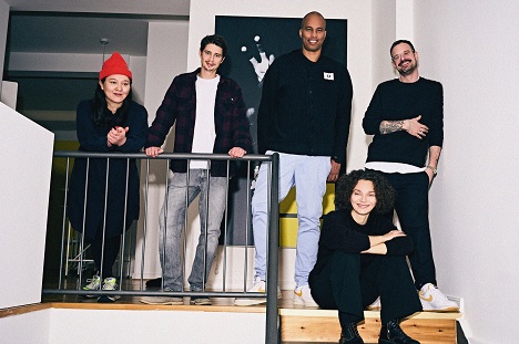 David+Martin eröffnet Büro in Berlin - Sie bilden das neue Berliner Team von David+Martin (v.l.): Maria Botsch, Sven Koesling, Mark Hassan, Viktoria Zielinski und Jonas von Schwedes - Foto: Grand Visions/Martin Diepold