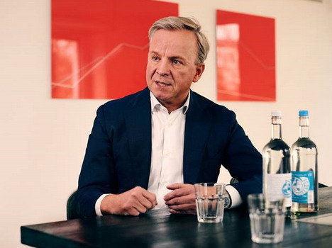 Neuer Podcast-Marktplatz bringt Werbetreibende und Podcaster zusammen - Der ehemaligen ProSiebenSat.1-Vorstand Marcus Englert ist mittlerweile als Investor aktiv (Foto: Julep Media)