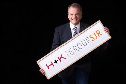 Hill+Knowlton Strategies holt Group SJR nach Deutschland - Ernst Primosch, Chef von H+K Strategies und Group SJR in der DACH Region (Foto: H+K)