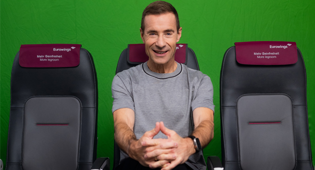 Kai Pflaume hebt mit Eurowings ab - Kai Pflaume hat bei Eurowings Platz genommen - Foto: Eurowings