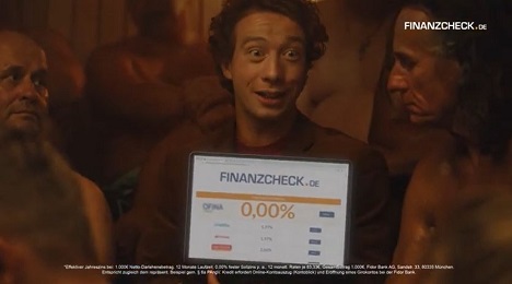 Finanzcheck.de startet mit humorvollen Werbe-Spots ins neue Jahr