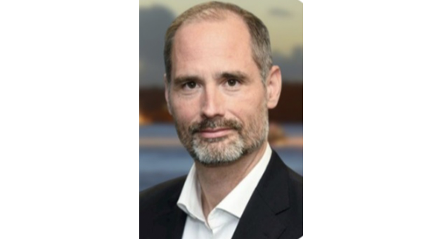 Clue One gewinnt Neugeschäft im Bereich kritischer Infrastruktur - HPS-Geschäftsführer Helge Förster beauftragt Clue One mit der Entwicklung und Umsetzung eines nachhaltigen Markenauftritts – Foto: HPS