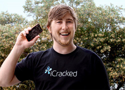iCracked-Grnder AJ Forsythe (Foto: iCracked)