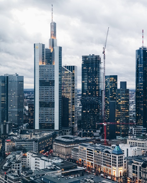 Shanghai.Berlin wird Lead-Agentur der Fraport AG und eröffnet Office in Frankfurt am Main - Shanghai.Berlin gewinnt den Fraport-Etat und eröffnet ein Büro in Frankfurt Sachsenhausen (Foto: hans Martin/ unsplash.com)