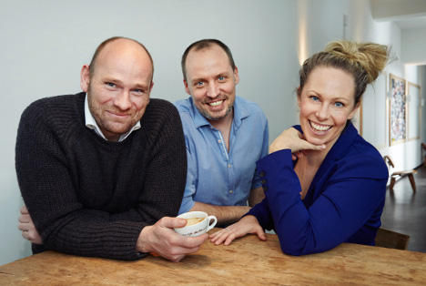 Freunde des Hauses gewinnt Homann Feinkost-Etat - Die Freunde des Hauses-Geschäftsführung besteht aus Thore Jung (Gründer und Geschäftsführer Markenstrategie) Boris Schmarbeck (Geschäftsführer Kreation) und Annika Thiedke (Geschäftsführerin Beratung) (v.l.); Foto: Freunde des Hauses