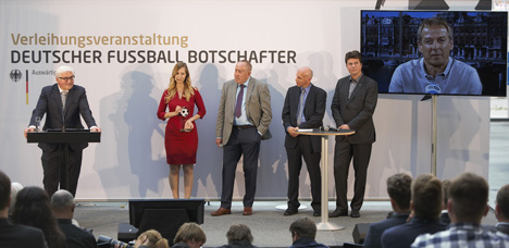 Gesamtorganisation des Awards 'Fuballbotschafter 2015' am 2. Juni im Auswrtigen Amt bernahm erneut Beeftea live (Foto: Agentur) 