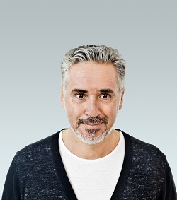 familie redlich gewinnt Social-Media-Etat des DAAD - familie-redlich-Vorstand Claudio Gallio freut sich darauf, gemeinsam mit queo den DAAD zu unterstützen - Foto: familie redlich