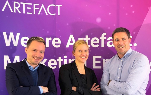 metapeople firmiert künftig als Artefact Germany - Die Geschäftsführung von Artefact Germany besteht aus (v.l.) Jan Brockmann (Managing Director), Meike Specht (Managing Director) und Julius Ewig (CEO DACH) (Foto: Artefact)