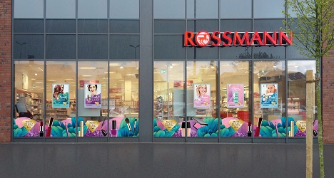 Grosse Liebe und Rossmann lassen es glänzen - Rossmann zeigt sich von seiner glanzvollen Seite (Foto: Rossmann)