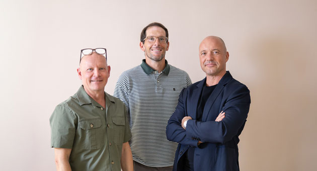 Liganova-Manager wechselt zu Designplus - Peter Gross, Sebastian Sickinger und Torsten Dietz leiten ab Oktober 2026 gemeinsam die Agentur Designplus. – Quelle: Designplus