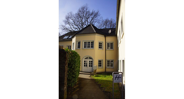 Heel Verlag hat Insolvenz angemeldet - Der Sitz des Heel Verlags befindet sich im Gut Pottscheid in Königswinter - Foto: Heel Verlag
