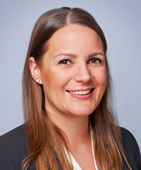 Nach drei Jahren bei der NZZ steigt Karin Heim zur neuen Leiterin der Unternehmenskommunikation auf - Foto: NZZ AG