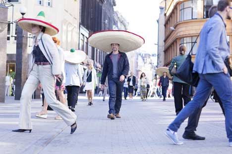 Heimat geht mit Versandapotheke DocMorris on air - Im Mittelpunkt des neuen TV-Spots der Versandapotheke stehen chronisch erkrankte Patienten (Foto: Heimat)