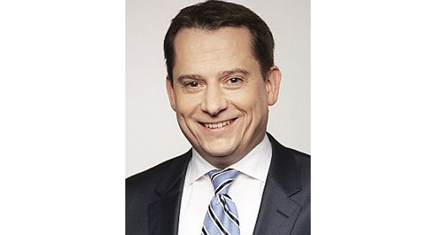Bundesbürger sind pro Tag drei Stunden mit Social Media beschäftigt - Der Faktenkontor-Gründer Dr. Roland Heintze präsentiert den Social-Media-Atlas 2023 - Foto: Faktenkontor
