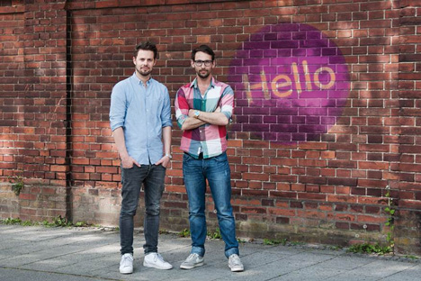 Hello startet Digital-Unit - Eric Singhartinger und Georgios Kaleadis (v.l.; Foto: Hello)