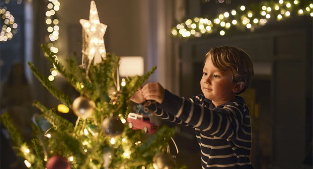 Vom Baum, der einen findet, kleinen Lügen und der Sabotage australischer Weihnachten - Home Depot setzt dieses Weihnachten auf den perfekten Baum, der nur perfekt ist, weil es /zwischenmenschlich" passt - Foto: Home Depot