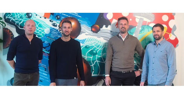 Kölner Agentur Ambient Digital geht an House of Clouds - Die beiden CEOs Sander Dekker (links außen) und Denns Gilliam (dritter von links) freuen auf die künftige Zusammenarbeit - Foto: House of Clouds