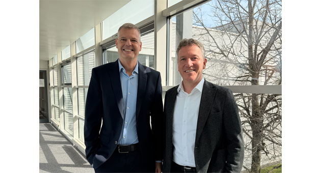 Allgäuer Zeitungsverlag: GF Thomas Huber bleibt an Bord - Führen das Allgäuer Medienhaus nun gemeinsam (v.l.): Thomas Huber als GF und Bernd Riffel als stellv. GF - Foto: Thersa Fischbach / AZV