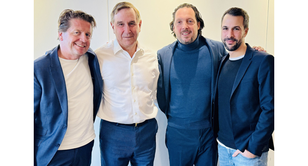 Edelman-Gruppe übernimmt die Zeitgeist-Agentur PACIFIC - Freuen sich über den gelungen Deal und die künftige Zusammenarbeit (v.l.): Joe Hugger, Richard Edelman, Jarrod Moses und Sven Schäferkord - Foto: Edelmann