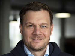 DOOH: UZE Mobility expandiert in die USA - Alexander Jablovski, CEO und CTO von UZE Mobility (Foto: UZE)