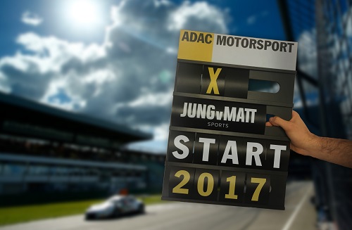 Jung von Matt/sports setzt sich bei ADAC Motorsport mit ins Cockpit (Foto: JvM)