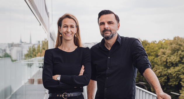 KNSK gewinnt Paul Tech als Neukunden - KNSK CEO Kim Notz und CCO Florentin Hock freuen sich über den Neukunden Paul Tech - Foto: Timmo Schreiber