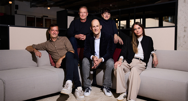 Miles & More vergibt Retail-Etat an Serviceplan - (v.l.) Willi Kaiser (Serviceplan Group), Holger Scharnofske (Serviceplan Group), Jens Polkowski (Miles & More), Irina Schestakoff (Serviceplan Group), Antonia Hoepffner (Serviceplan Group) – Foto: Serviceplan Group