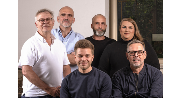 Kastner Frankfurt leitet Generationswechsel ein - Haben den Generationswechsel erfolgreich in die Wege geleitet (v. l. n. r.): Till Wagner, Thomas Grabner, Sebastian Albert, David Schütte, Ulrike Schult, Stefan Schmidt - Foto: Kastner