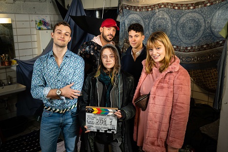 Joyn gibt neue Coming-of-Age-Serie in Auftrag - Unter dem Arbeitstitel 'Katakomben' hat der Streaming-Dienst eine neue eigenproduzierte Serie angekündigt (Foto:Joyn/Neuesuper/Arvid Uhlig)