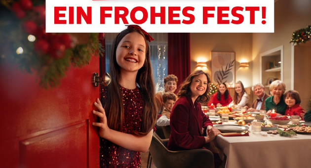 Kaufland öffnet zu Weihnachten die rote Tür - Die rote Tür zieht sich bei Kaufland als Symbol für eine Willkommenskultur durch die gesamte Kampagne - Foto: Kaufland