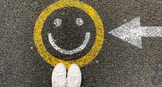 Für mehr Begeisterung. - Marken müssen den Menschen ein Lächeln auf's Gesicht zaubern - Foto: Jaqueline Munguia on Unsplash