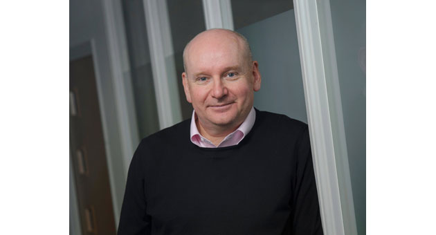 Team Lewis übernimmt Instinctif - Team Lewis-CEO Chris Lewis gibt die Übernahme von Instinctif bekannt - Foto: Team Lewis