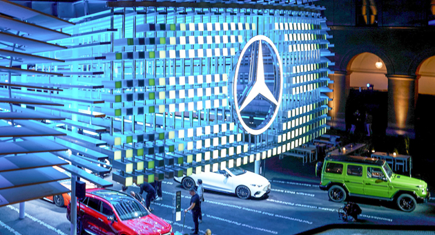 Mercedes dementiert vorzeitige Vertragsverlängerung mit TeamX - Mercedes-Benz steht noch in offenen Verhandlungen mit Omnicom - Foto: MB