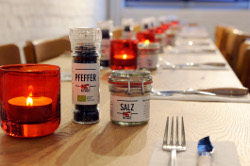 Heartbrands entwickelt für Meat Market Geschäftsmodell, CD und Kommunikation - In dem Meat Markets-Pilotgeschäft können Kunden Fleisch kaufen oder sich zubereiten und servieren lassen (Foto: Heartbrands)
