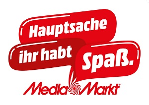 Hirschen präsentieren Media Markt-Erstling - (Foto: Media Markt)