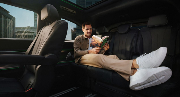 Mercedes-Benz startet VLE-Kampagne mit Federer - Foto: Chris Noltekuhlmann